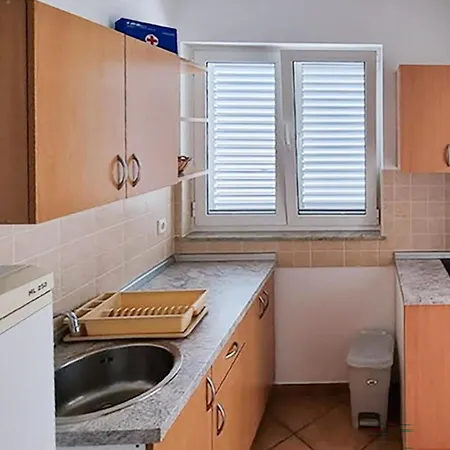 1 Bedroom Amazing In Appartement