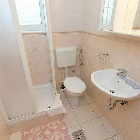 Amazing In With Wifi Apartamento Srima