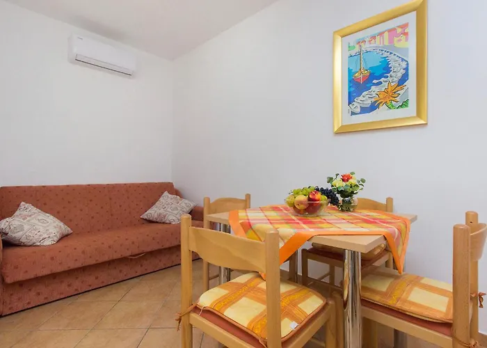 1 Bedroom Amazing In Appartement *