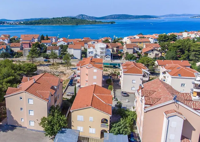 1 Bedroom Amazing In *